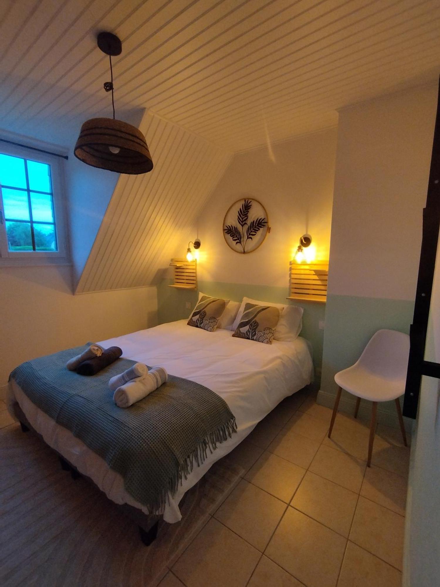 Au Pti' Bonheur Bed & Breakfast Saint-Coulomb